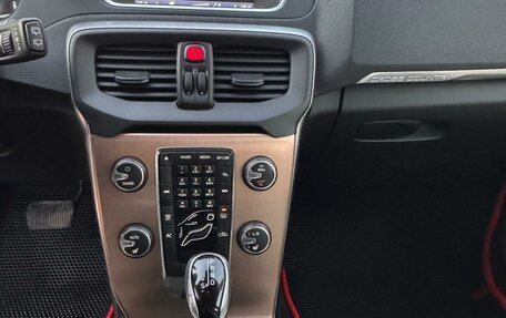 Volvo V40 II рестайлинг, 2013 год, 1 400 000 рублей, 10 фотография