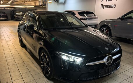 Mercedes-Benz A-Класс, 2020 год, 3 500 000 рублей, 2 фотография