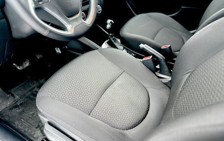 KIA Rio III рестайлинг, 2015 год, 1 169 000 рублей, 38 фотография