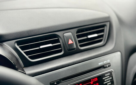 KIA Rio III рестайлинг, 2015 год, 1 169 000 рублей, 40 фотография