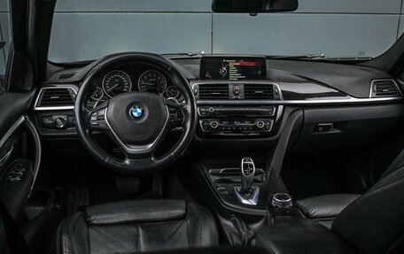 BMW 3 серия, 2016 год, 1 999 000 рублей, 6 фотография