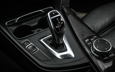 BMW 3 серия, 2016 год, 1 999 000 рублей, 18 фотография