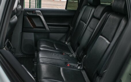 Toyota Land Cruiser Prado 150 рестайлинг 2, 2012 год, 3 179 000 рублей, 9 фотография