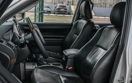 Toyota Land Cruiser Prado 150 рестайлинг 2, 2012 год, 3 179 000 рублей, 10 фотография