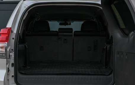 Toyota Land Cruiser Prado 150 рестайлинг 2, 2012 год, 3 179 000 рублей, 19 фотография