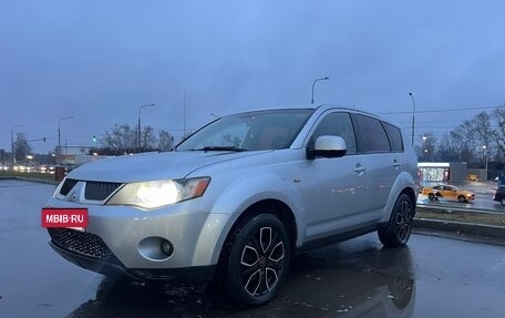 Mitsubishi Outlander III рестайлинг 3, 2007 год, 750 000 рублей, 18 фотография