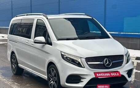 Mercedes-Benz V-Класс, 2018 год, 4 550 000 рублей, 4 фотография