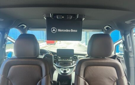 Mercedes-Benz V-Класс, 2018 год, 4 550 000 рублей, 22 фотография