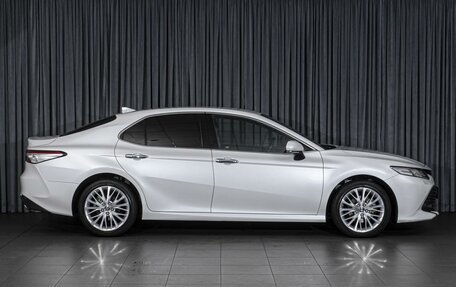 Toyota Camry, 2020 год, 3 922 000 рублей, 5 фотография