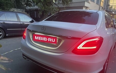 Mercedes-Benz C-Класс, 2019 год, 2 600 000 рублей, 3 фотография