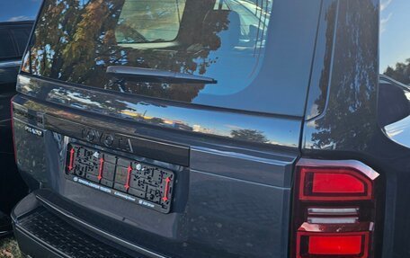 Toyota Land Cruiser Prado, 2024 год, 12 350 000 рублей, 3 фотография