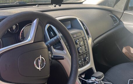 Opel Astra J, 2011 год, 650 000 рублей, 4 фотография