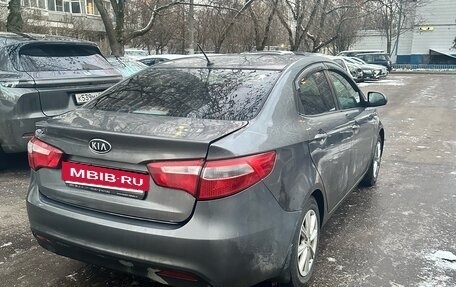 KIA Rio III рестайлинг, 2012 год, 750 000 рублей, 2 фотография