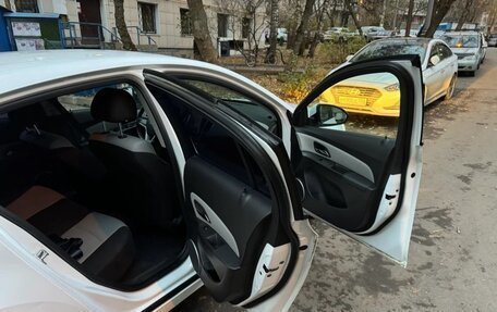 Chevrolet Cruze II, 2012 год, 600 000 рублей, 10 фотография
