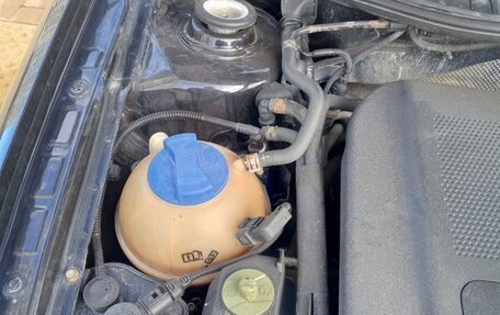 Volkswagen Golf IV, 2001 год, 600 000 рублей, 16 фотография