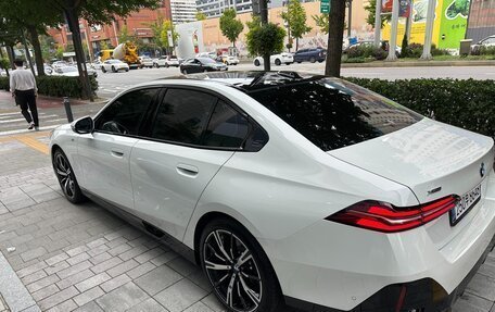 BMW 5 серия, 2025 год, 8 436 099 рублей, 6 фотография