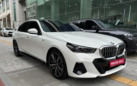 BMW 5 серия, 2025 год, 8 436 099 рублей, 1 фотография