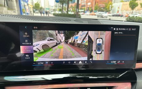 BMW 5 серия, 2025 год, 8 436 099 рублей, 10 фотография