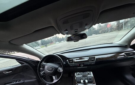 Audi A8, 2013 год, 2 800 000 рублей, 10 фотография