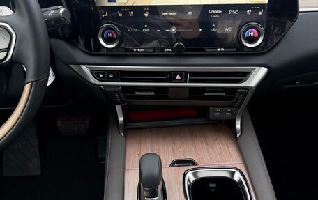 Lexus RX IV рестайлинг, 2025 год, 11 300 000 рублей, 22 фотография