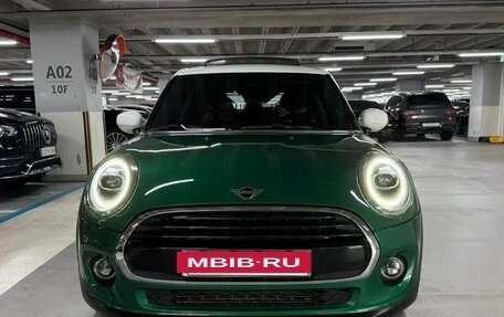 MINI Hatch, 2021 год, 1 591 027 рублей, 2 фотография