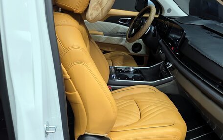 KIA Carnival, 2024 год, 4 990 111 рублей, 12 фотография