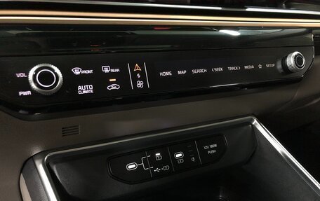 KIA Carnival, 2024 год, 5 150 111 рублей, 13 фотография