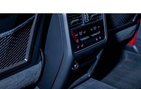 Porsche Cayenne III, 2025 год, 20 777 156 рублей, 26 фотография