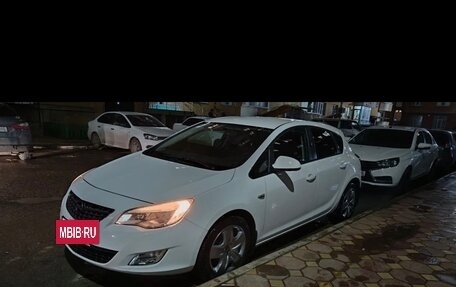 Opel Astra J, 2012 год, 650 000 рублей, 2 фотография