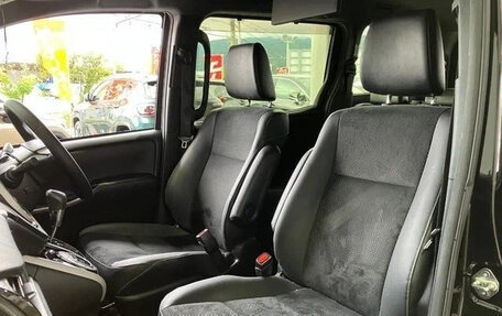 Toyota Voxy III, 2021 год, 1 998 027 рублей, 12 фотография