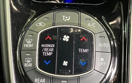 Toyota Voxy III, 2021 год, 1 998 027 рублей, 16 фотография