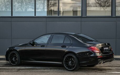 Mercedes-Benz E-Класс, 2018 год, 3 349 000 рублей, 2 фотография