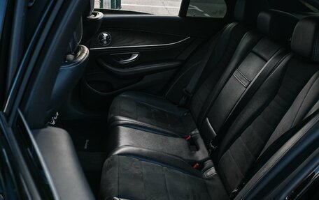 Mercedes-Benz E-Класс, 2018 год, 3 349 000 рублей, 9 фотография