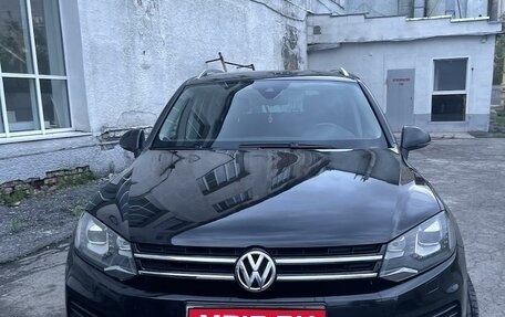 Volkswagen Touareg III, 2013 год, 2 380 000 рублей, 1 фотография