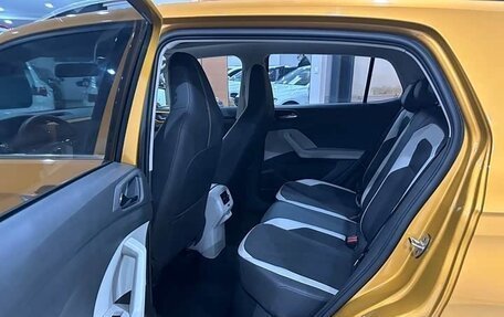 Volkswagen T-Cross I, 2021 год, 1 350 000 рублей, 9 фотография