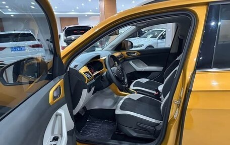 Volkswagen T-Cross I, 2021 год, 1 350 000 рублей, 18 фотография