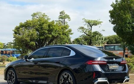 BMW 5 серия, 2024 год, 7 130 000 рублей, 6 фотография