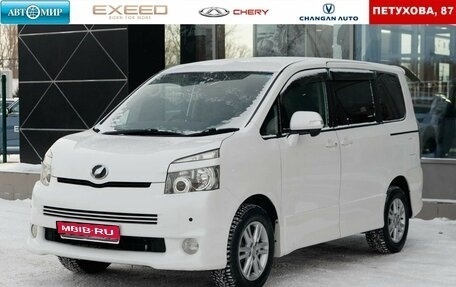 Toyota Voxy II, 2010 год, 1 650 000 рублей, 1 фотография