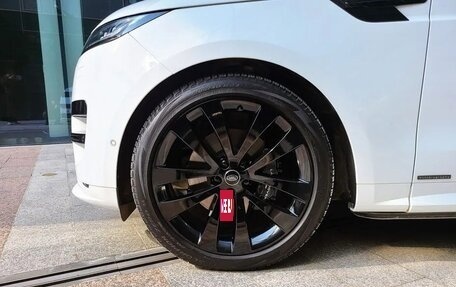 Land Rover Range Rover Sport, 2024 год, 12 800 000 рублей, 20 фотография