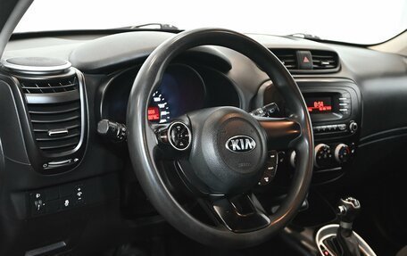 KIA Soul II рестайлинг, 2016 год, 1 525 000 рублей, 15 фотография