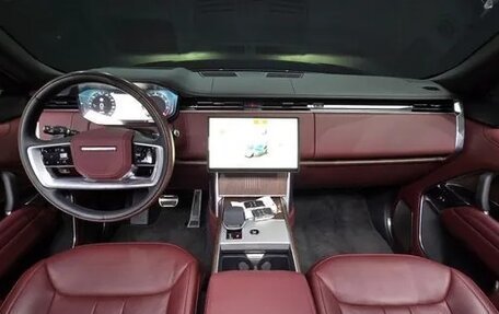 Land Rover Range Rover IV рестайлинг, 2024 год, 19 600 000 рублей, 6 фотография