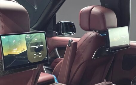 Land Rover Range Rover IV рестайлинг, 2024 год, 19 600 000 рублей, 14 фотография