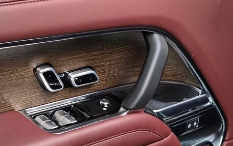 Land Rover Range Rover IV рестайлинг, 2024 год, 19 600 000 рублей, 16 фотография