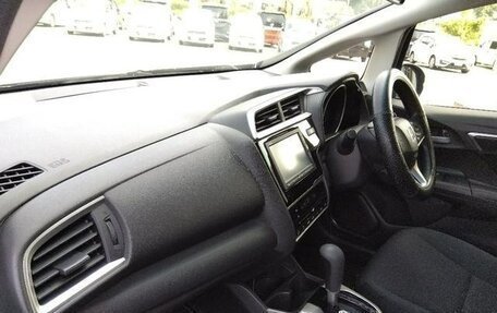 Honda Fit III, 2017 год, 950 002 рублей, 8 фотография