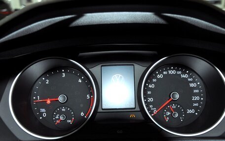 Volkswagen Tiguan II, 2019 год, 2 349 000 рублей, 13 фотография