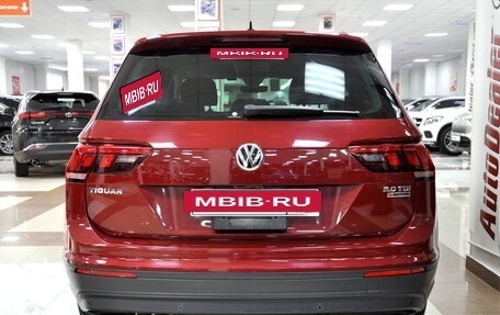 Volkswagen Tiguan II, 2019 год, 2 349 000 рублей, 12 фотография