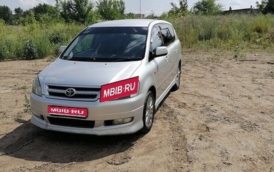 Toyota Ipsum II, 2003 год, 850 000 рублей, 1 фотография