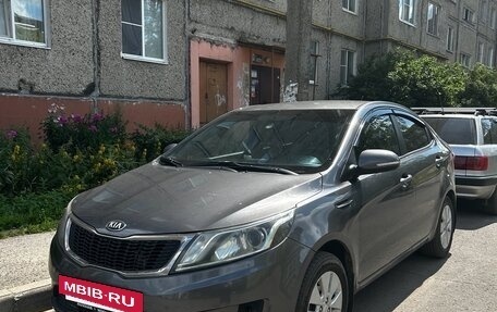 KIA Rio III рестайлинг, 2013 год, 900 000 рублей, 3 фотография