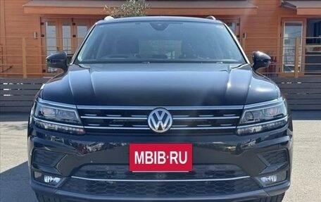 Volkswagen Tiguan II, 2019 год, 1 320 000 рублей, 2 фотография