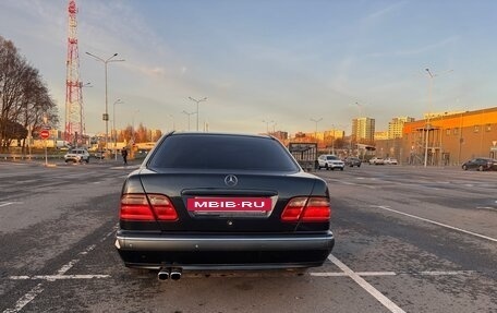 Mercedes-Benz E-Класс, 2001 год, 590 000 рублей, 14 фотография